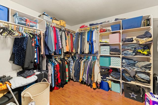 5215 Fawn Crossing Way, Antelope, CA 95843