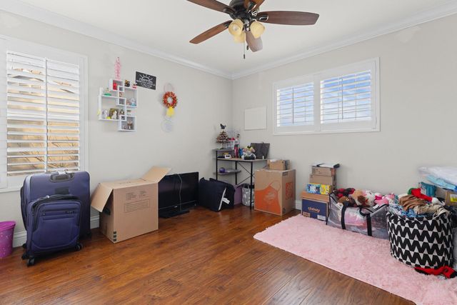 5215 Fawn Crossing Way, Antelope, CA 95843