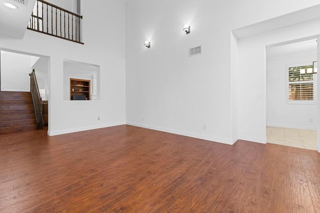 5215 Fawn Crossing Way, Antelope, CA 95843