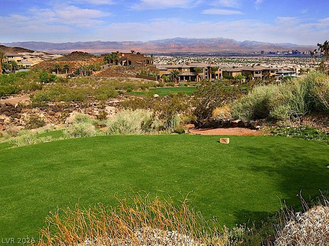 489 Rock Peak Drive, Henderson, NV 89012