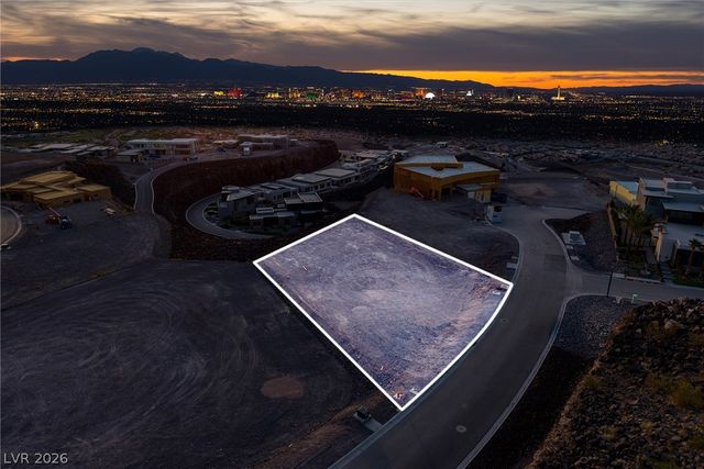 489 Rock Peak Drive, Henderson, NV 89012