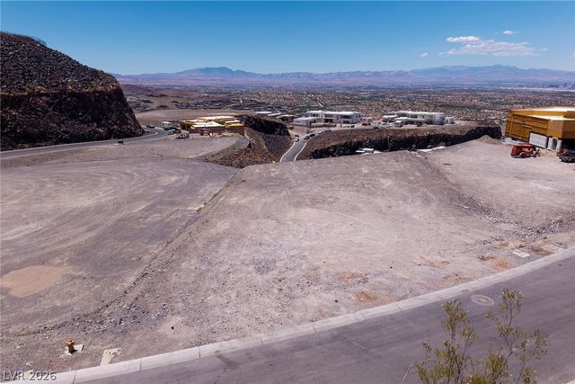 489 Rock Peak Drive, Henderson, NV 89012