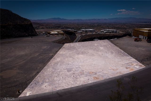 489 Rock Peak Drive, Henderson, NV 89012