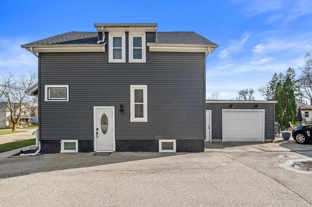 625 N Main STREET, Hartford, WI 53027