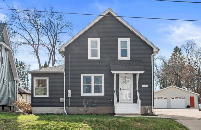 625 N Main STREET, Hartford, WI 53027