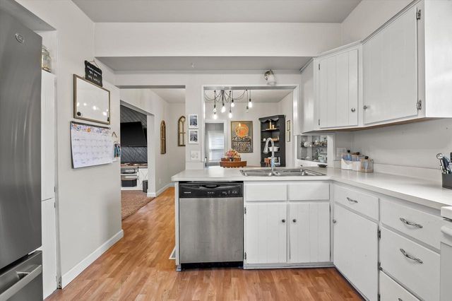 625 N Main STREET, Hartford, WI 53027