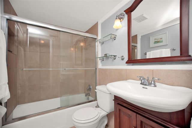 2500 LEE ROAD 222, Winter Park, FL 32789