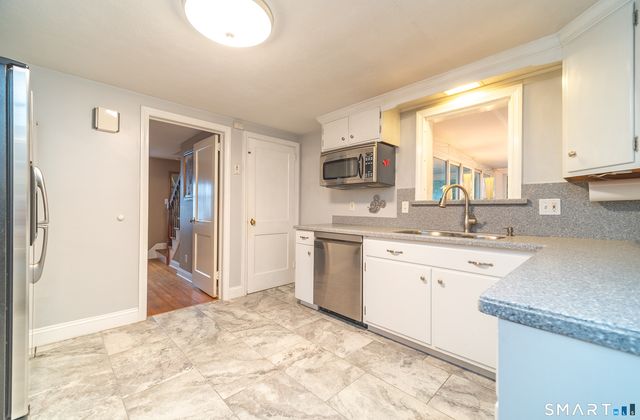 47 Shannon Road, East Hartford, CT 06118