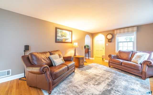 47 Shannon Road, East Hartford, CT 06118