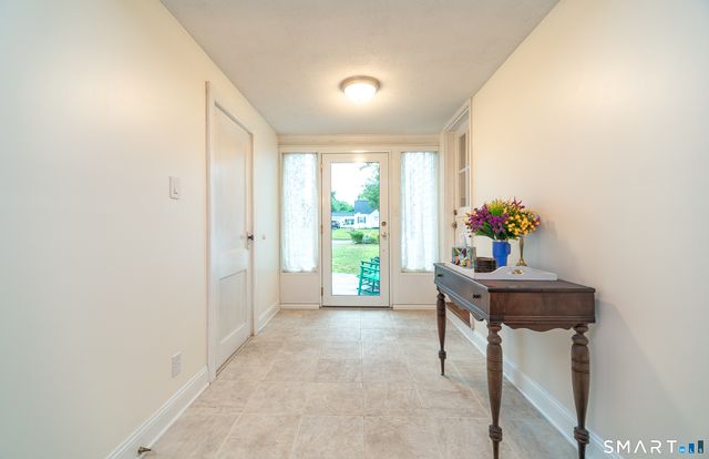 47 Shannon Road, East Hartford, CT 06118