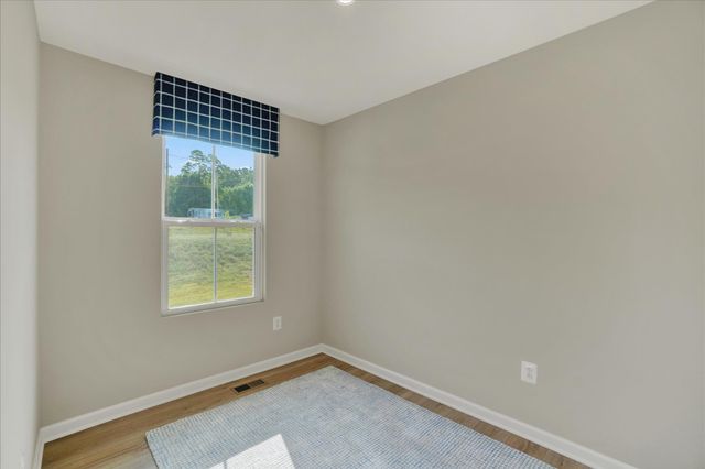 69 SUMMERFIELD DR, Hanover, PA 17331