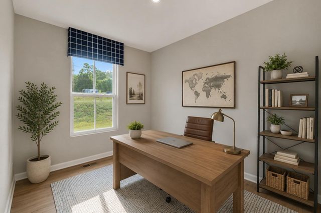 69 SUMMERFIELD DR, Hanover, PA 17331