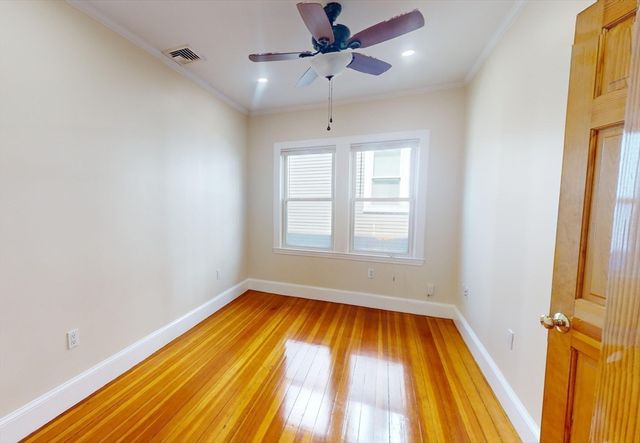 200 Hyde Park Ave 2, Boston, MA 02130