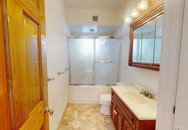 200 Hyde Park Ave 2, Boston, MA 02130