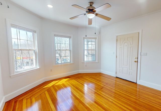 200 Hyde Park Ave 2, Boston, MA 02130