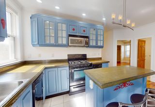 200 Hyde Park Ave 2, Boston, MA 02130