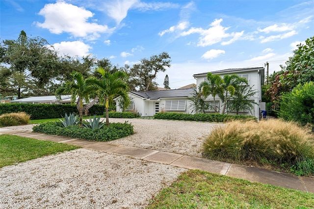 774 Azalea Lane, Vero Beach, FL 32963