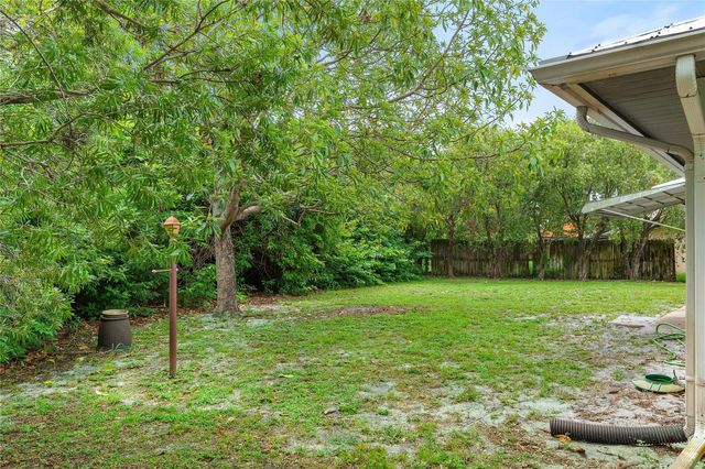 2041 SE Floresta Dr, Port St Lucie, FL 34984