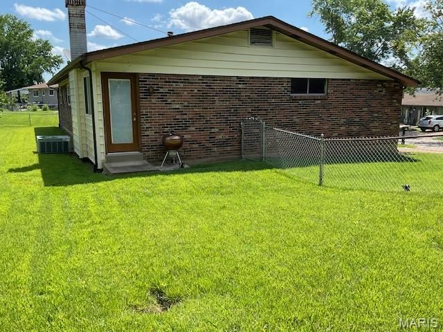 9755 Brittleigh Terrace, Affton, MO 63123