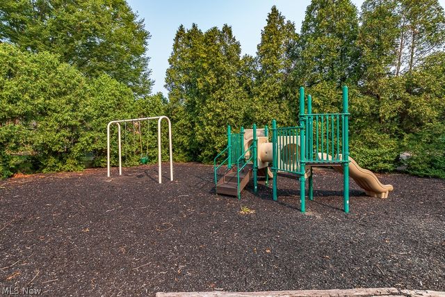 9956 Johnnycake Ridge Rd N-3, Concord Twp, OH 44077