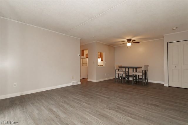 9956 Johnnycake Ridge Rd N-3, Concord Twp, OH 44077