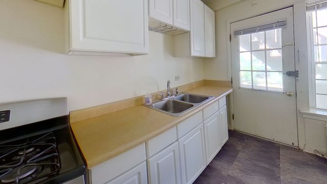 835 MULFORD Street G, Evanston, IL 60202