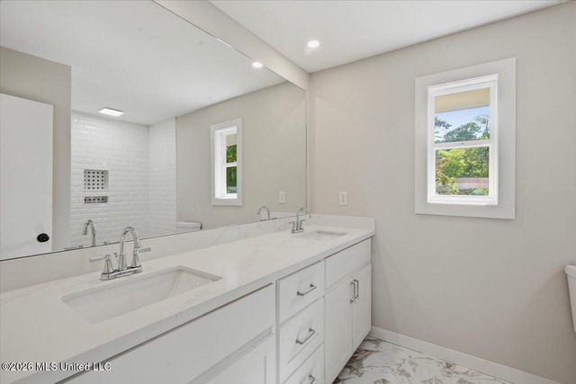 4330 Manhassett Drive, Jackson, MS 39211