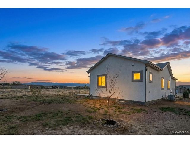 764 S Granito Vista Ln, Pueblo West, CO 81007