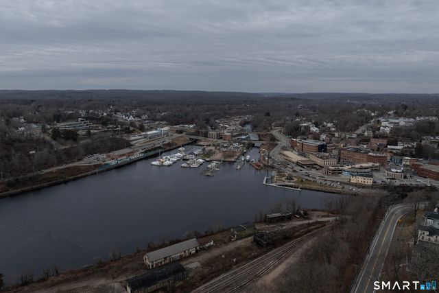 76 Laurel Hill Avenue, Norwich, CT 06360