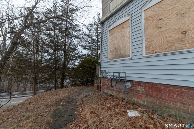 76 Laurel Hill Avenue, Norwich, CT 06360