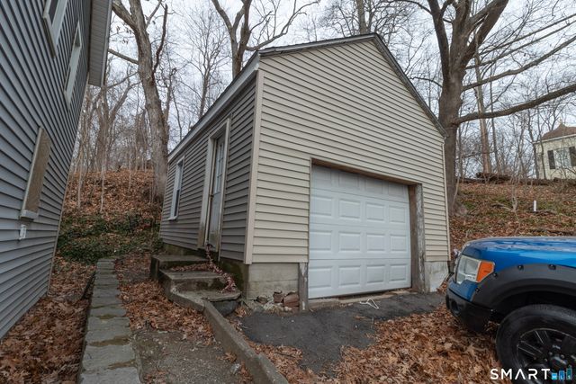 76 Laurel Hill Avenue, Norwich, CT 06360