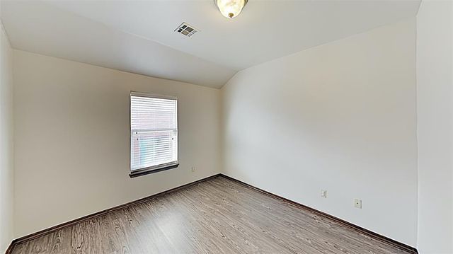 1722 W Palm Place, Oklahoma City, OK 73128