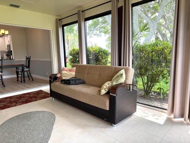 5558 Parkwalk Circle E, Boynton Beach, FL 33472