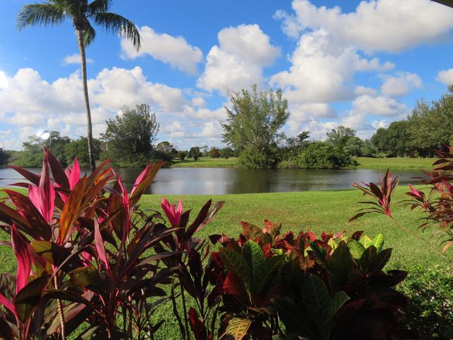 5558 Parkwalk Circle E, Boynton Beach, FL 33472