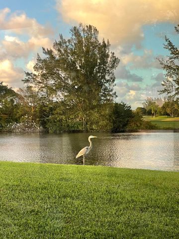 5558 Parkwalk Circle E, Boynton Beach, FL 33472