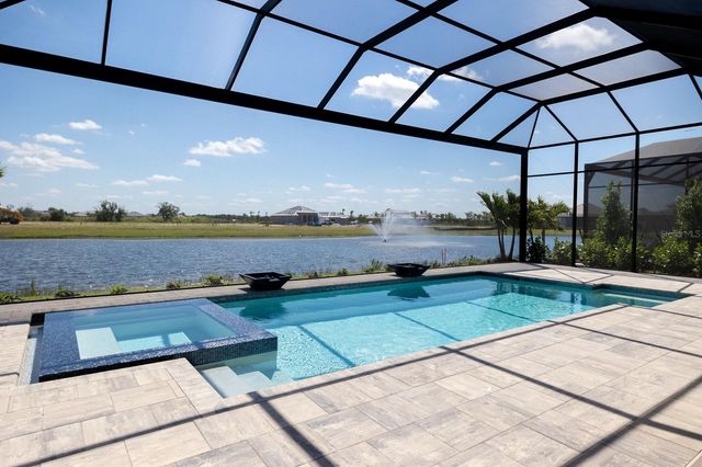 312 BLUE PEARL CT., Sarasota, FL 34240