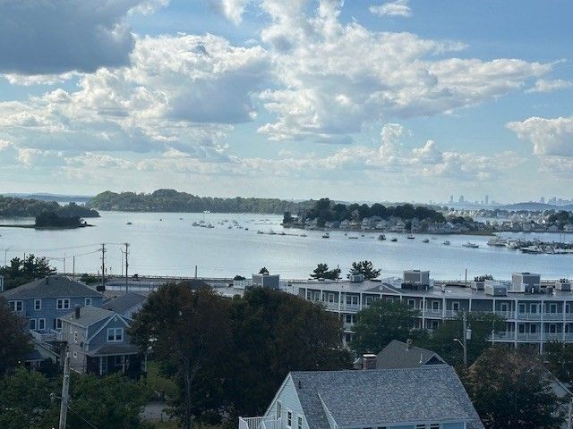 20 Rockland House Rd 205, Hull, MA 02045