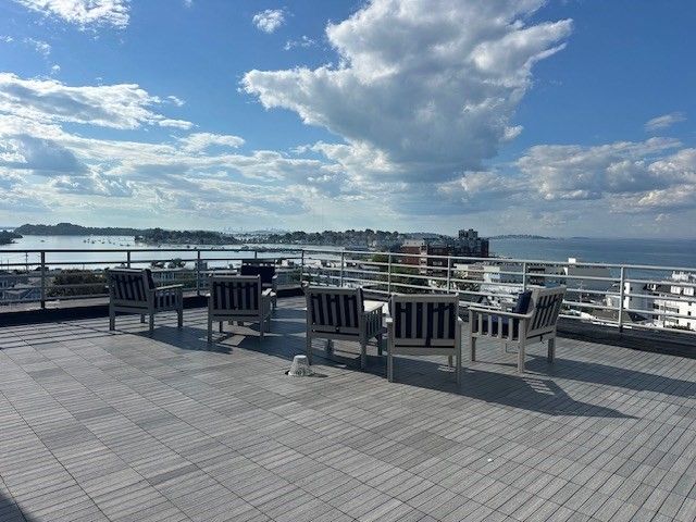 20 Rockland House Rd 205, Hull, MA 02045
