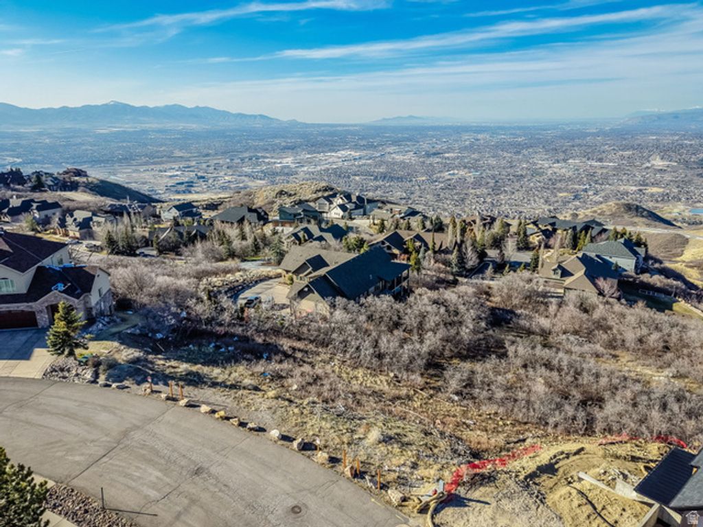 1565 E Trail Crest Ct Unit 18, Draper, UT 84020