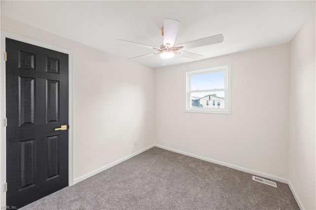 5800 Pontiac RD, Virginia Beach, VA 23462