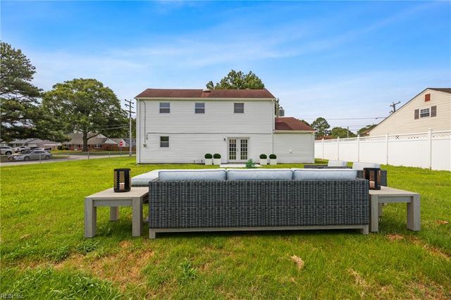 5800 Pontiac RD, Virginia Beach, VA 23462