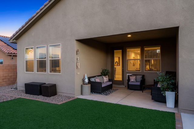 6215 Basil Place NW, Albuquerque, NM 87120