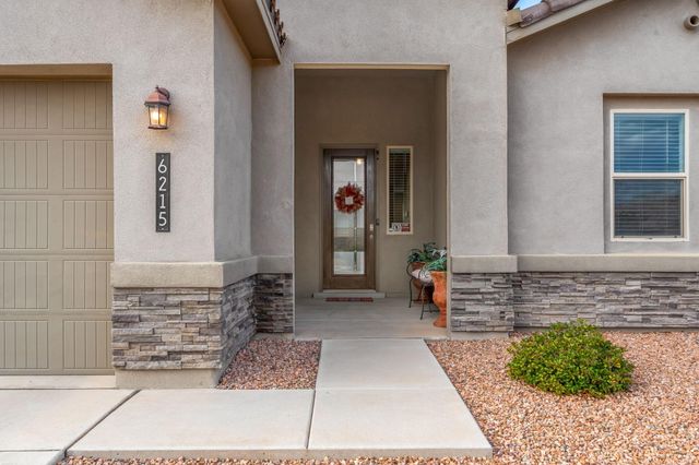 6215 Basil Place NW, Albuquerque, NM 87120