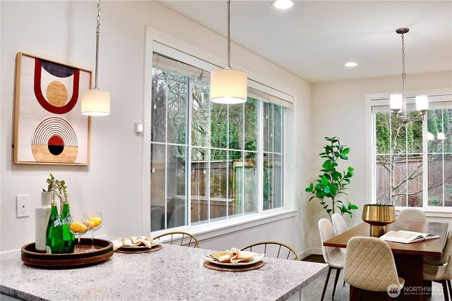 11496 158th Avenue NE, Redmond, WA 98052