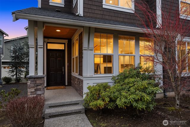 11496 158th Avenue NE, Redmond, WA 98052