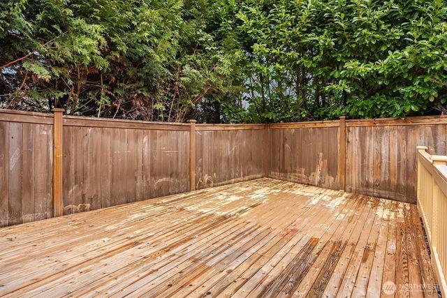 11496 158th Avenue NE, Redmond, WA 98052