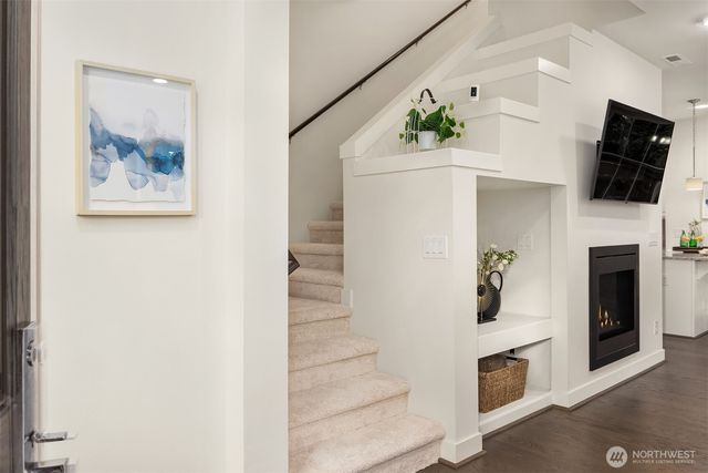 11496 158th Avenue NE, Redmond, WA 98052