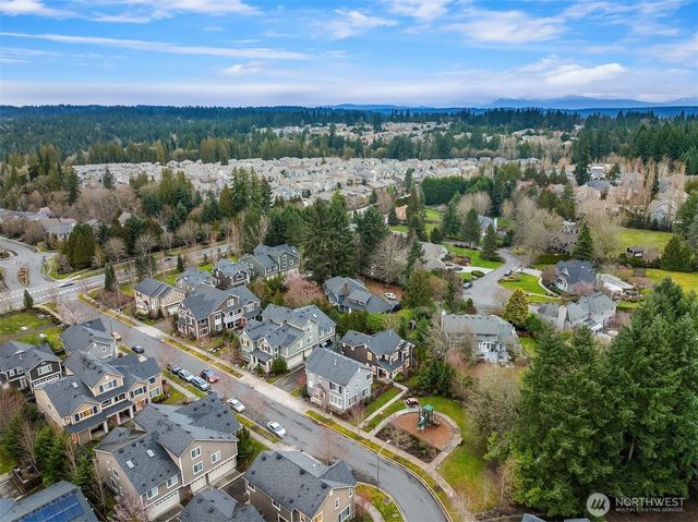 11496 158th Avenue NE, Redmond, WA 98052