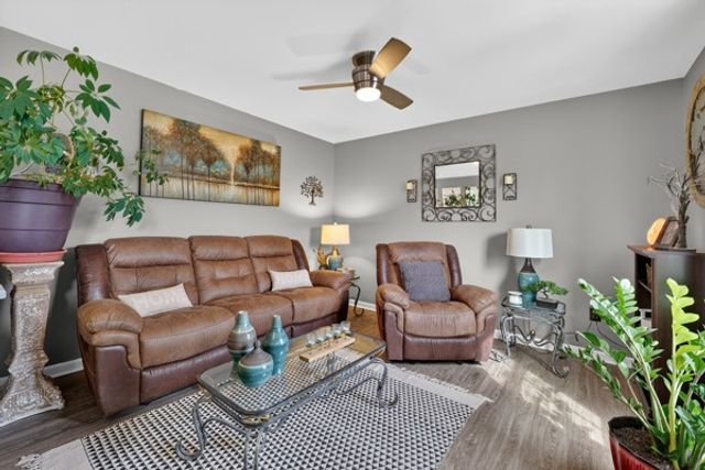 2620 Bluffton Ln, Columbia, TN 38401