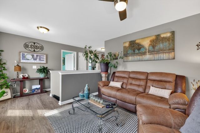 2620 Bluffton Ln, Columbia, TN 38401